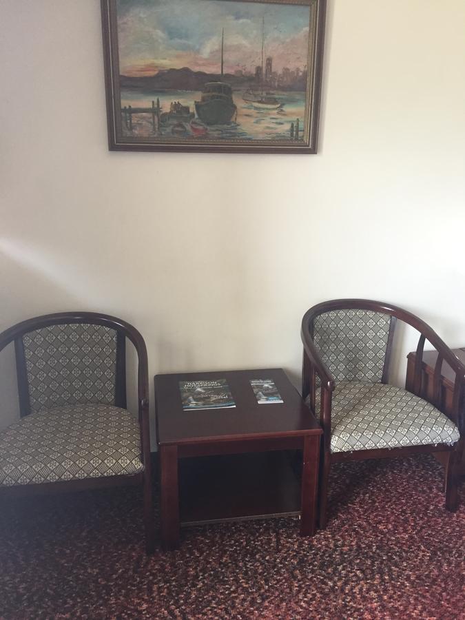 Spring Villa Hotel Harrison Hot Springs Extérieur photo